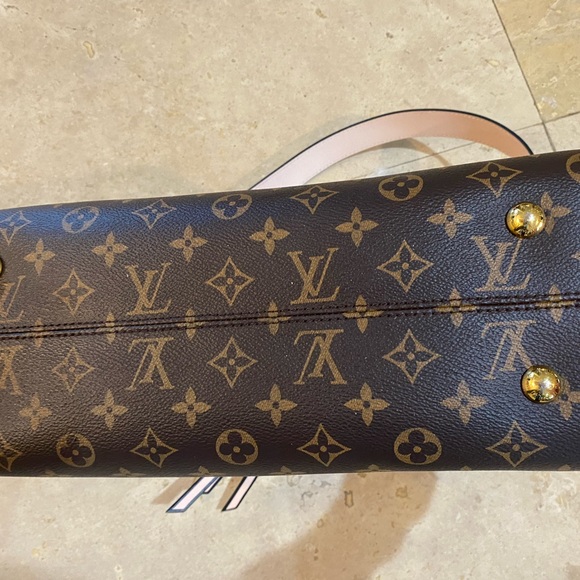 Louis Vuitton Monogram Canvas Tuileries - Picture 5 of 16